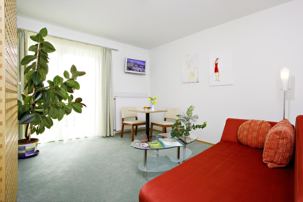 Pension Klug Adults Only - Dorfresort ミッターバッハ エクステリア 写真